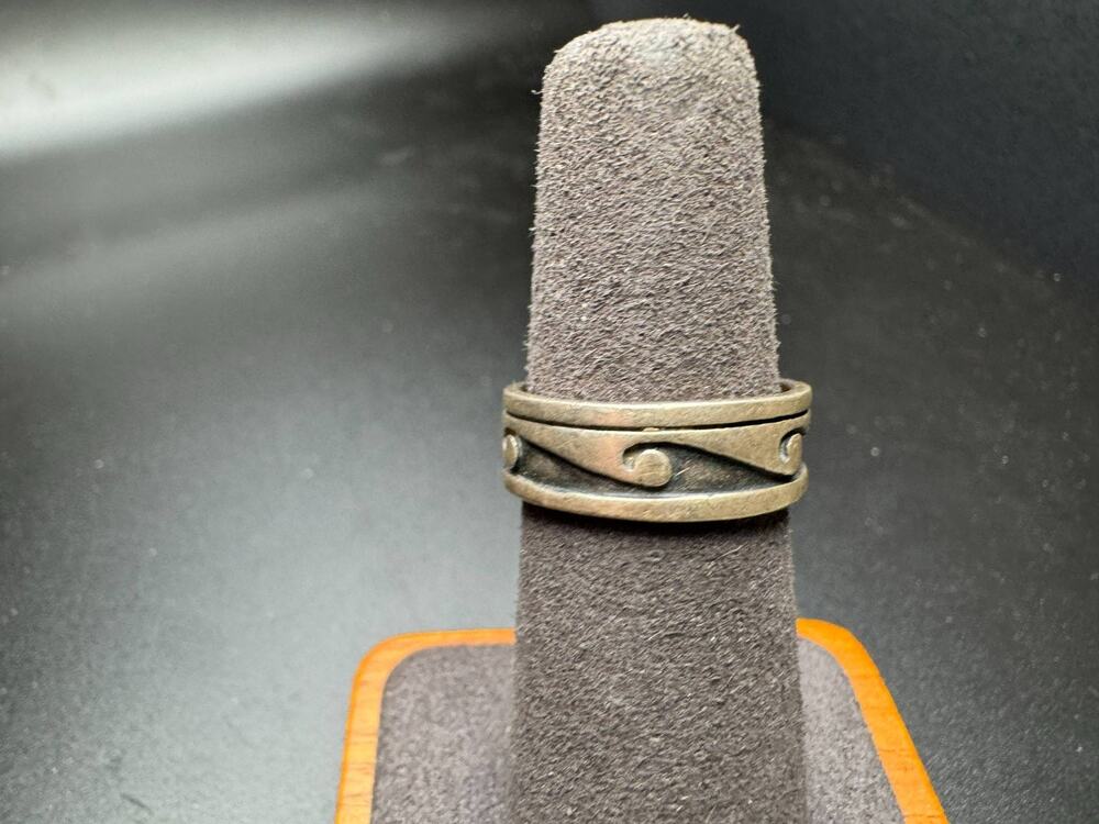 925 Sterling Silver Band Ring Wave Design Boho Minimalist Jewelry Size 8.5
